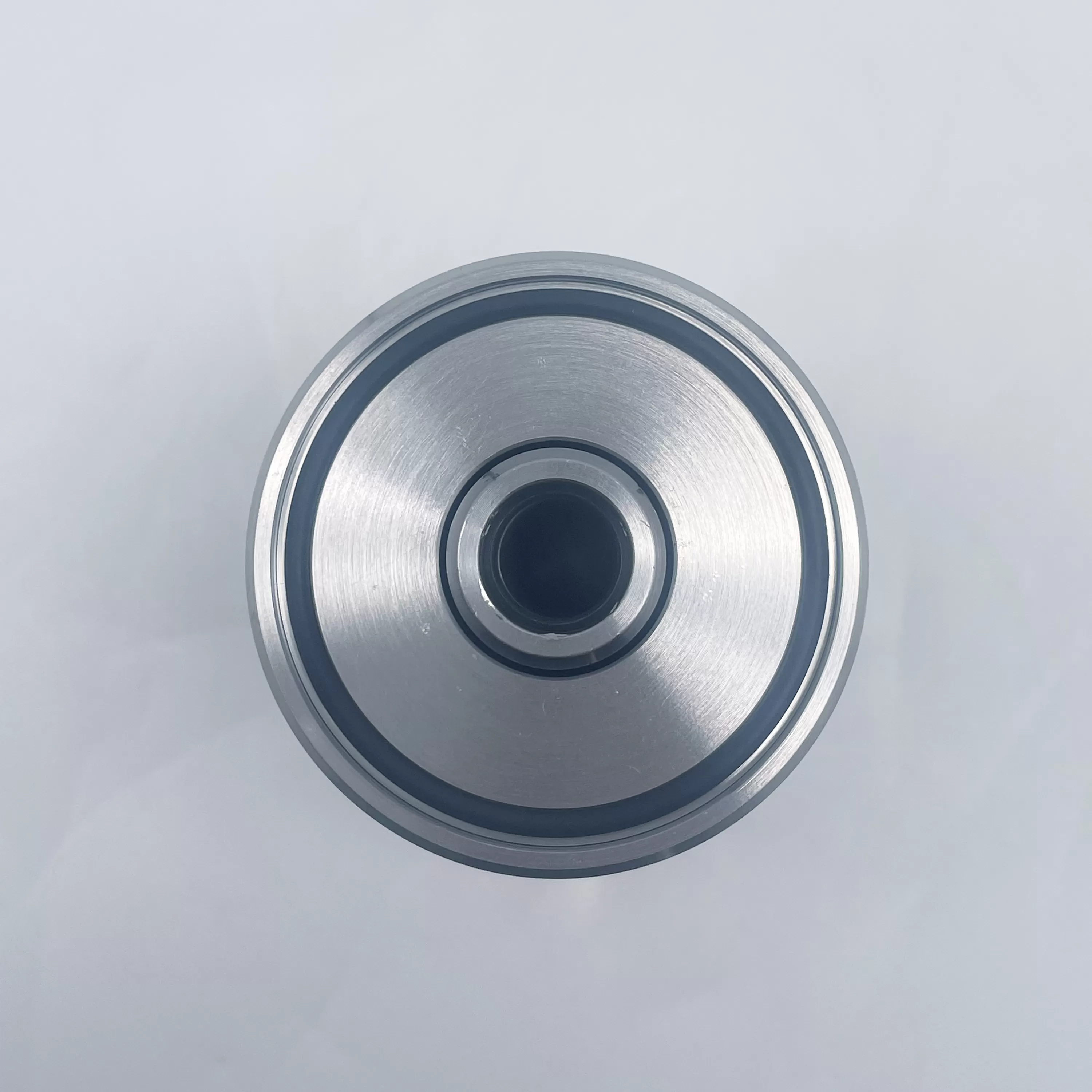 htb010cn compliant mount feedthroughs with hollow shaft1