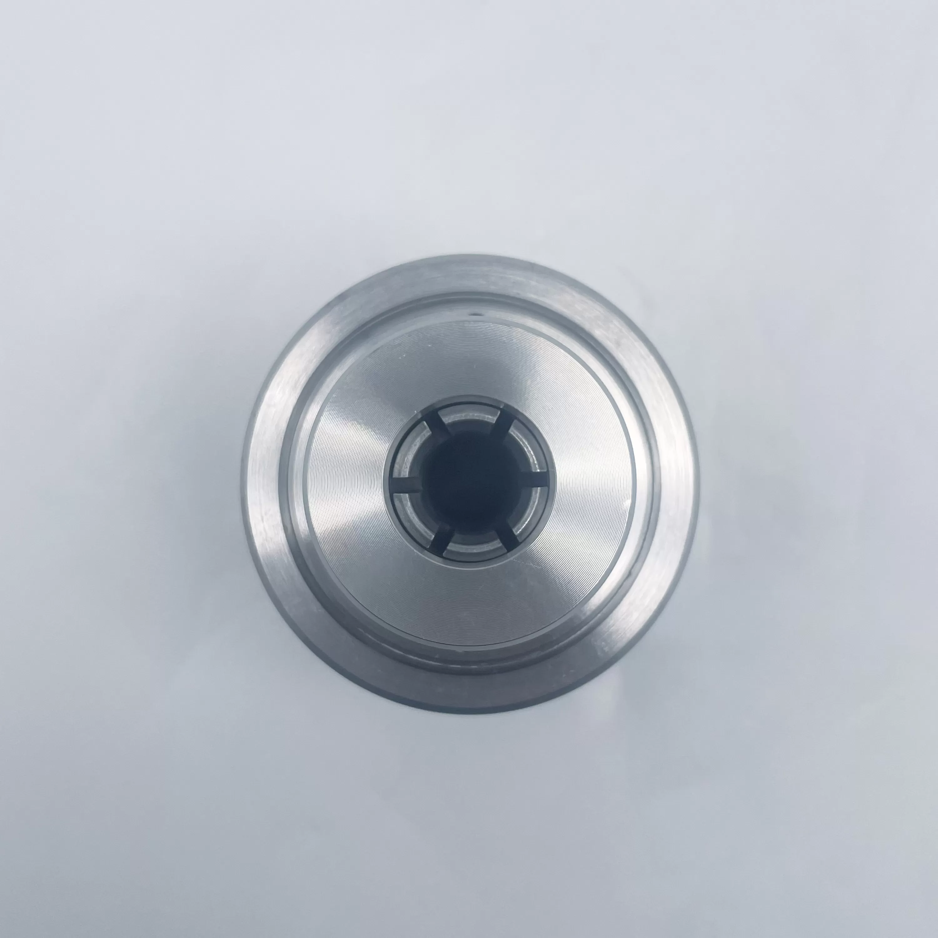 htb010cn compliant mount feedthroughs with hollow shaft2