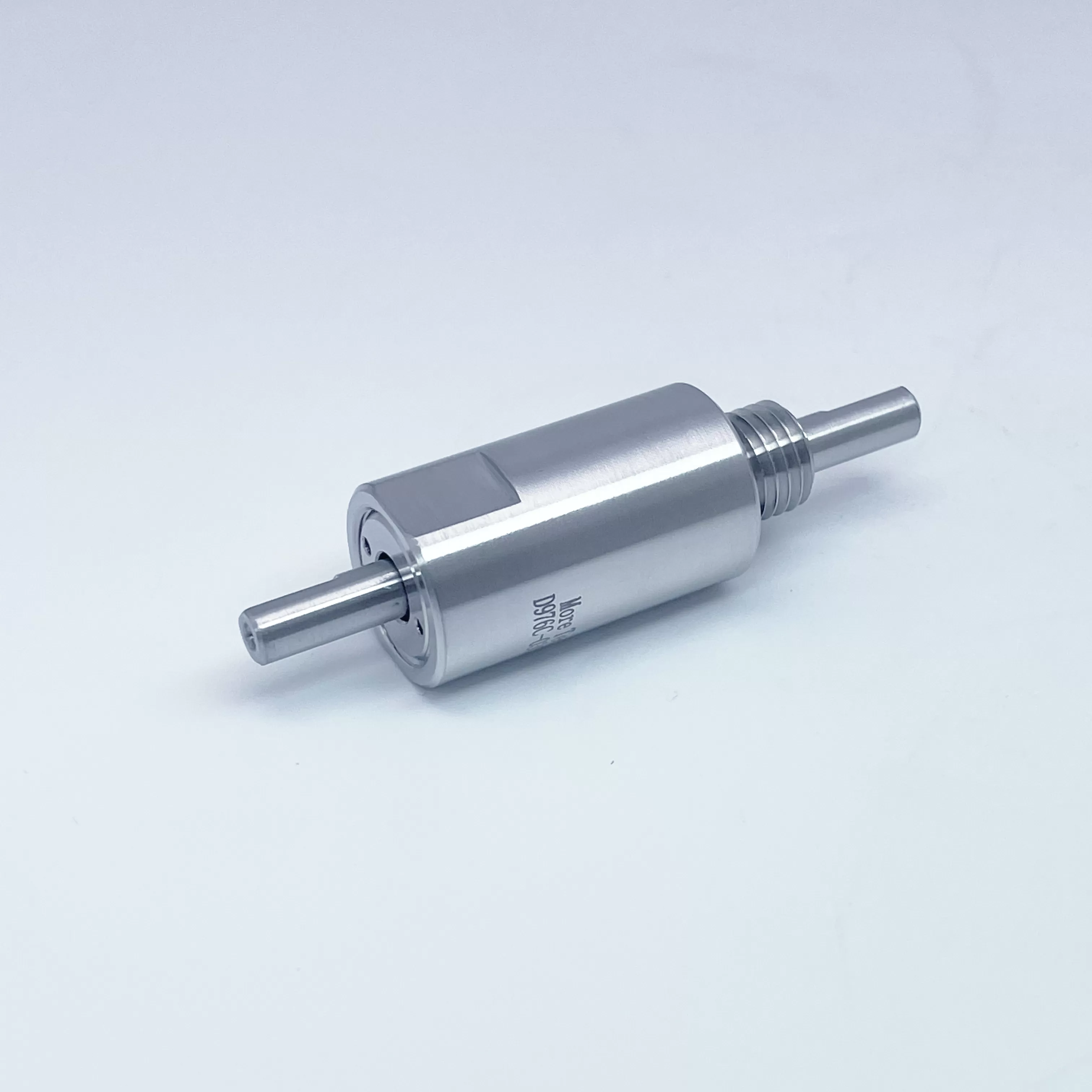 issb0750nnc01 thread mounted feedthroughs with solid shaft1