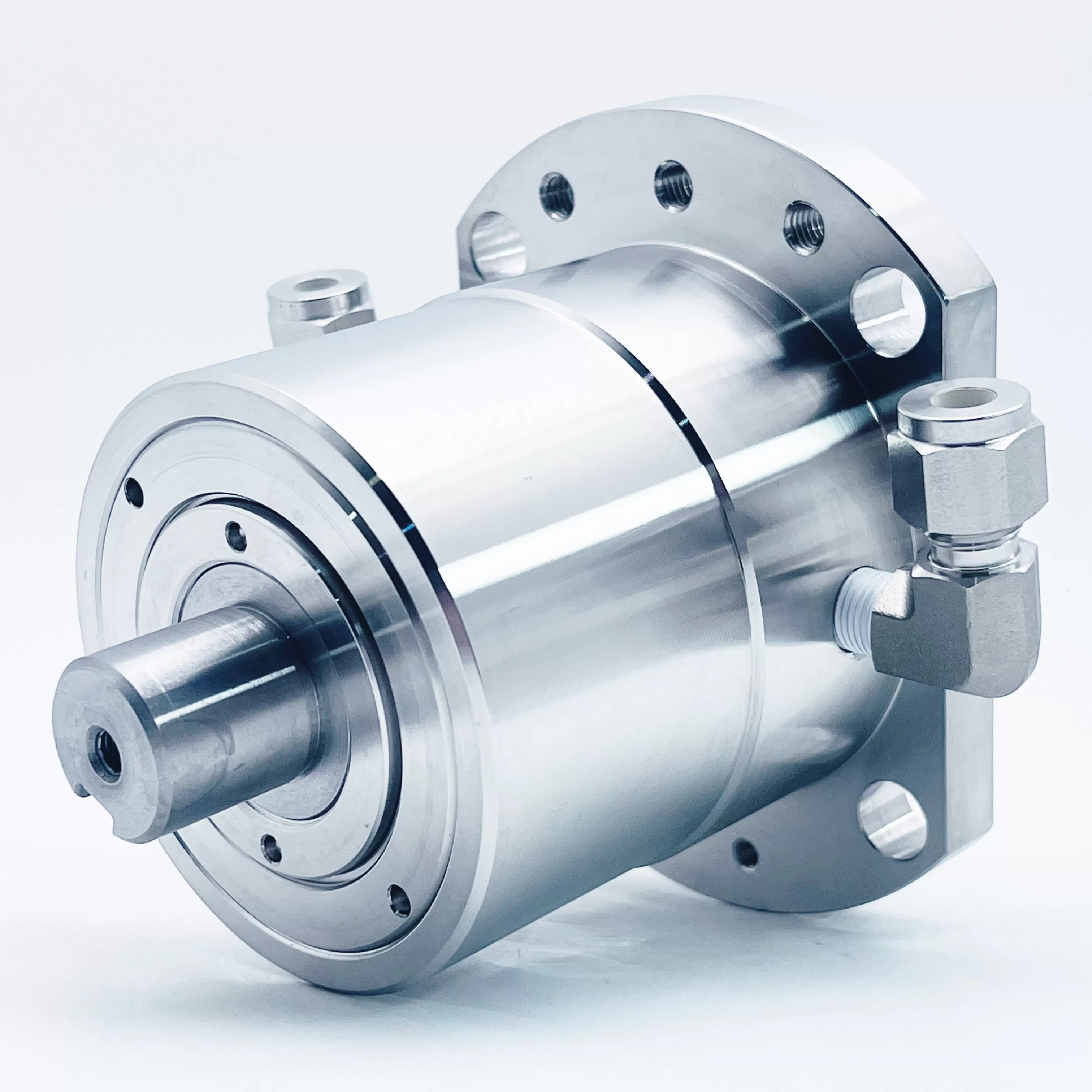 sfg020whc10 water cooling feedthrough with flange mounting and heavy duty solid shaft1