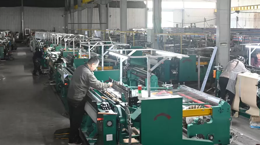 Threading piece, steel buckle