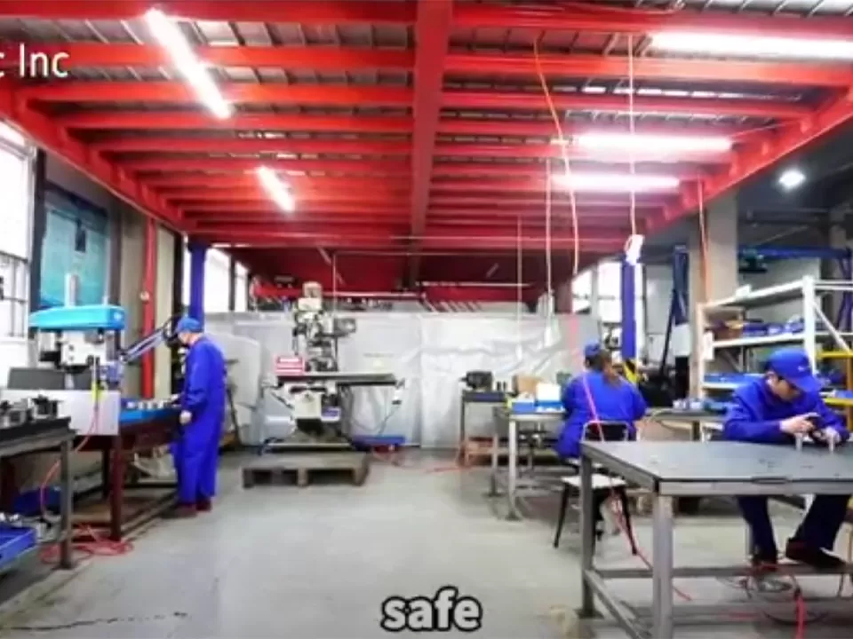 Trustworthy Logistics, Accurate and Worry-free Delivery